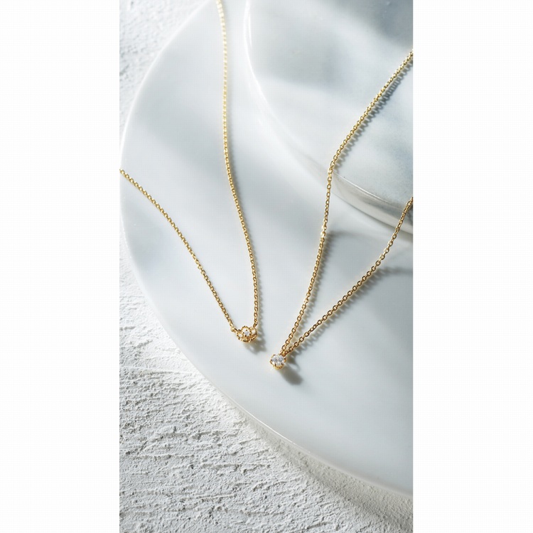 kaoyorinakamiフラワーモチーフ ネックレス フラワーモチーフデザインの上品でキュートなネックレス｜ドレス